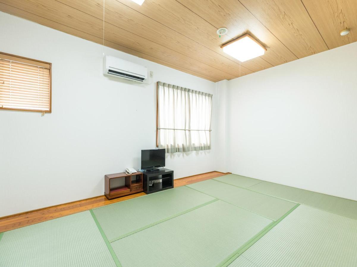Hotel Isesaki East Exterior photo