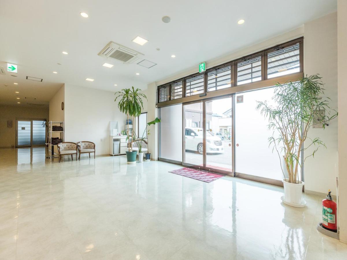Hotel Isesaki East Exterior photo